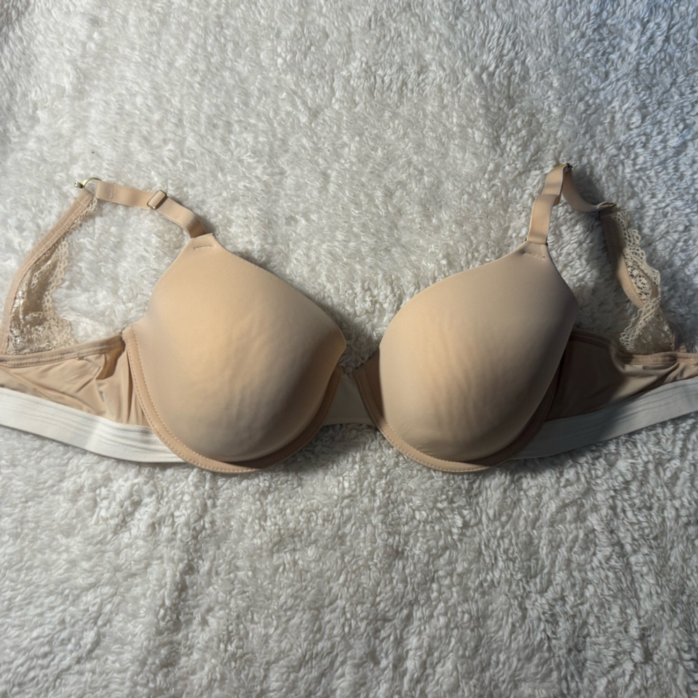 Lively Cream Lace Accent Bra